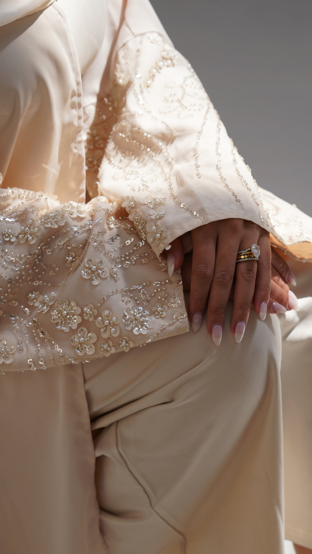 Maryam Abaya in Nude
