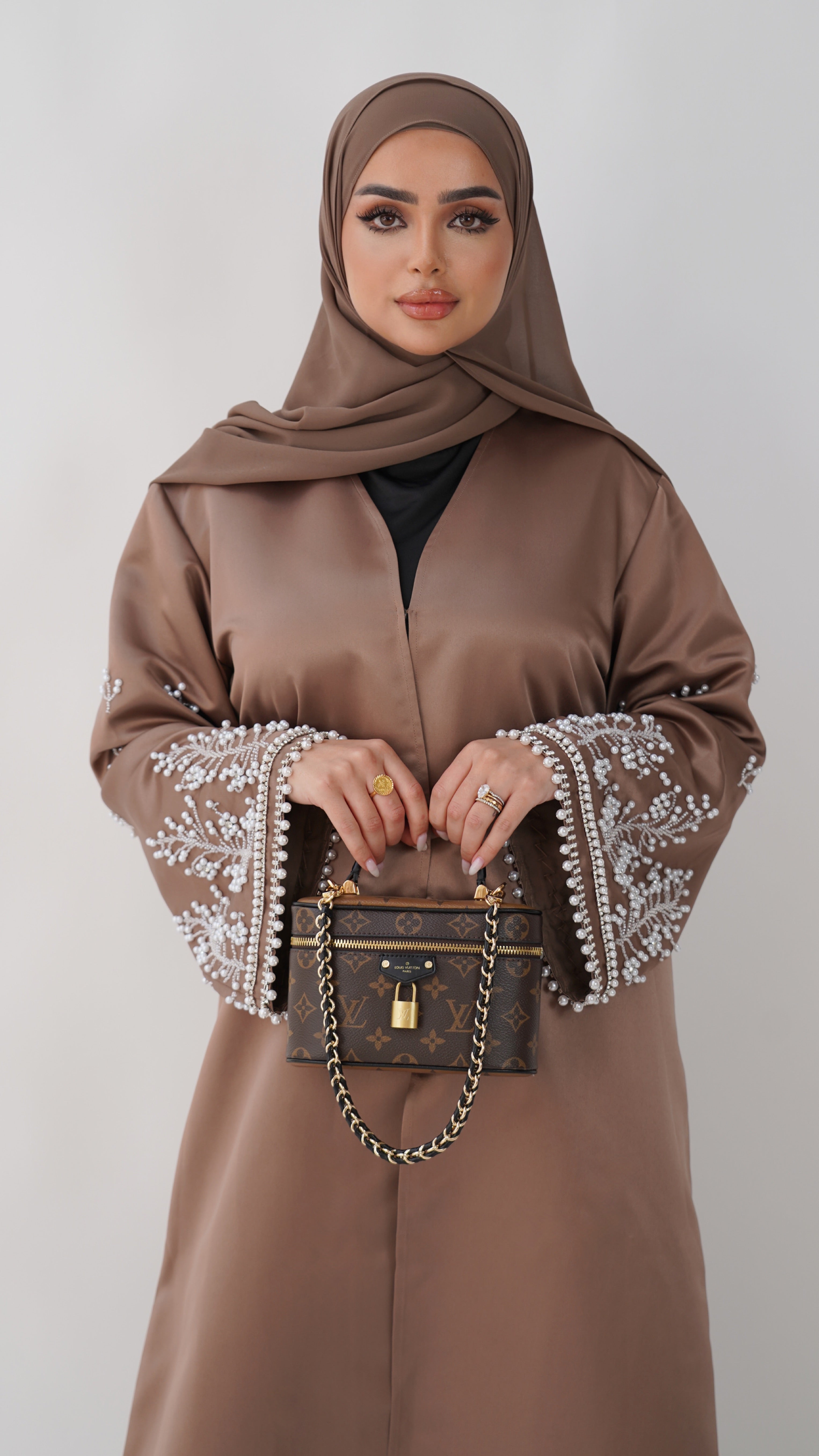 Rawan Abaya in Chocolate