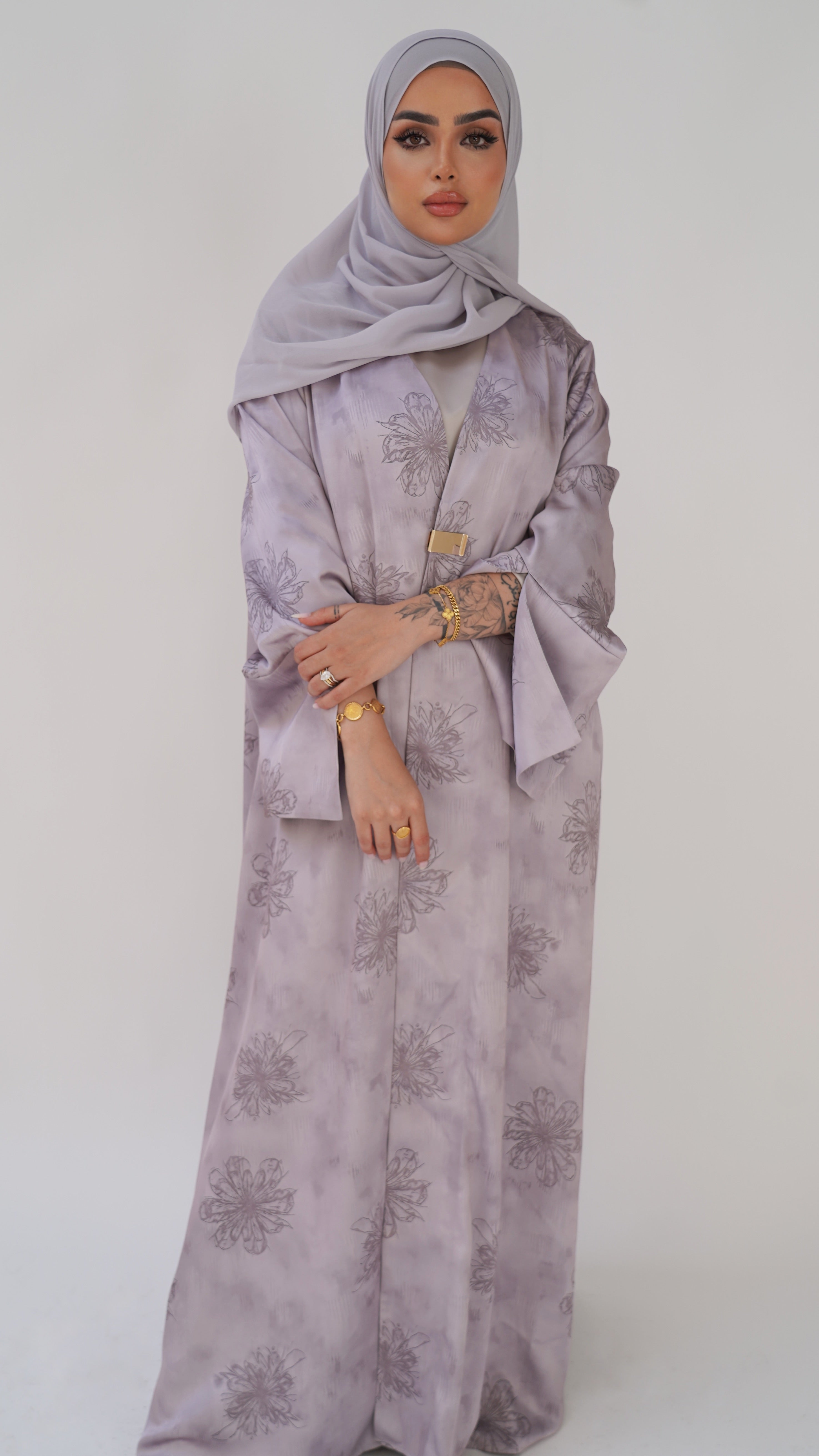Zahraa Abaya in Silver Lilac